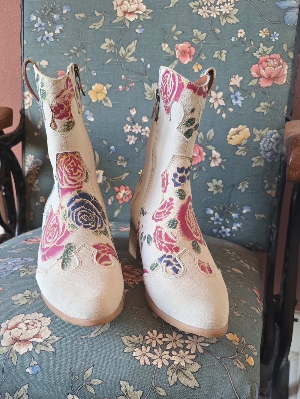 Cream Floral Embroidered Women's Ankle Booties